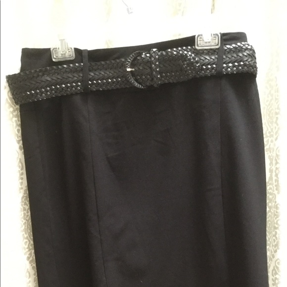Women’s New Larry Levine black skirt - Picture 7 of 8
